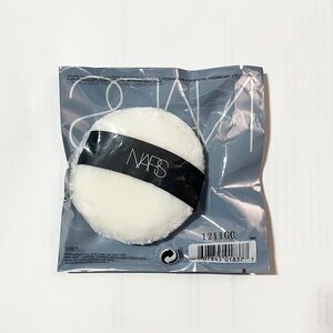 NWT NARS Powder Puff